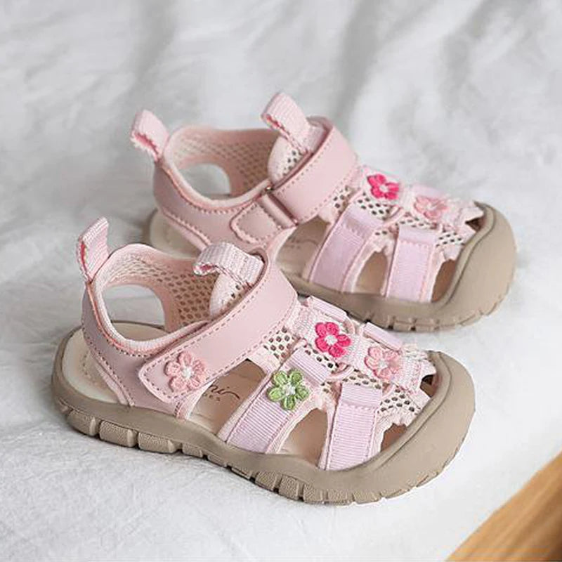 Toddler Girls' Closed-Toe Sandals, Breathable Mesh Flower Dress Shoes, Non-Slip Barefoot Summer Beach Sandals for Kids